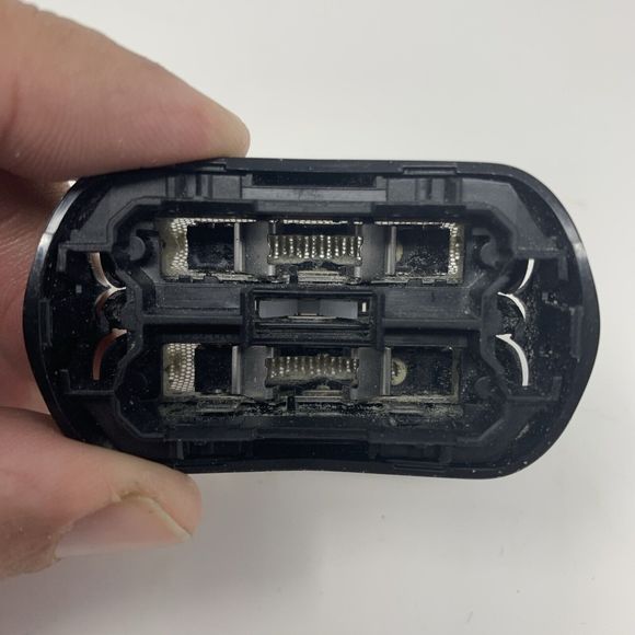 Braun Series 3 5409 Wet‎ & Dry Rechargeable Electric Razor w Charger & Case - Picture 7 of 10